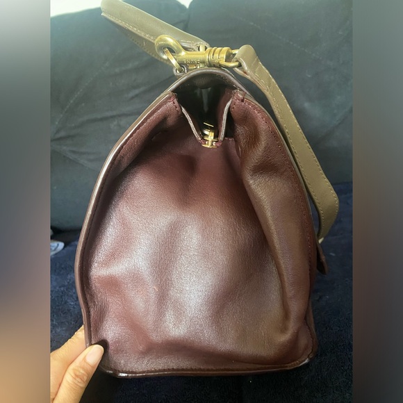 Authentic CELINE - Picture 6 of 11